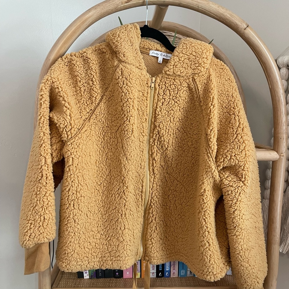 Pretty Rebellious size M, Carmel brown zip up with hood